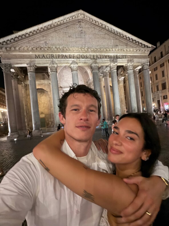 Dua Lipa i Callum Turner