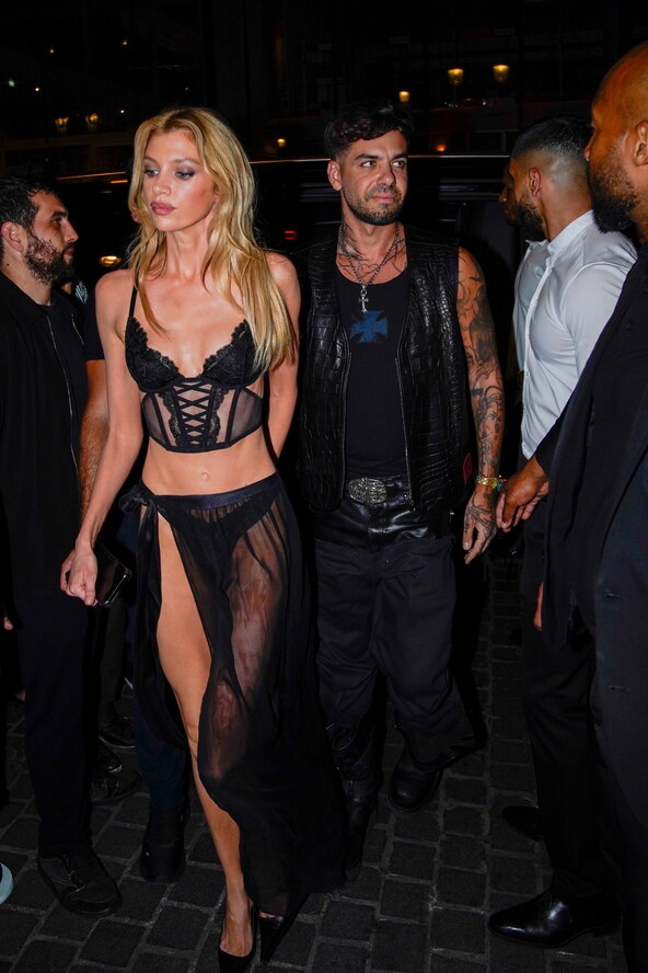 Stella Maxwell i Anyma Pariz
