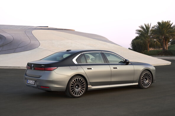 BMW-serije 7_1.jpg