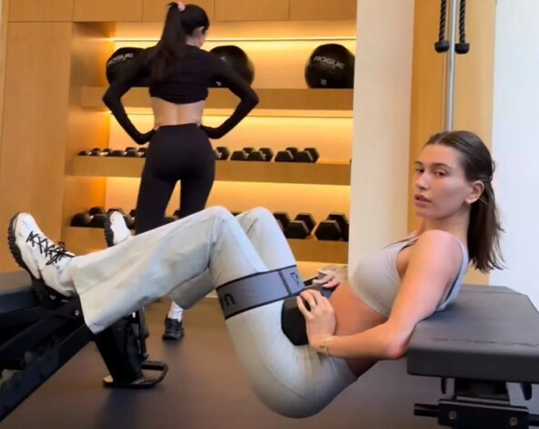 Hailey Bieber