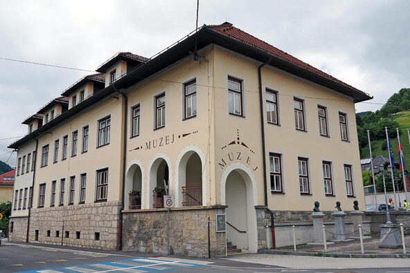 cerkno muzej (2).jpg