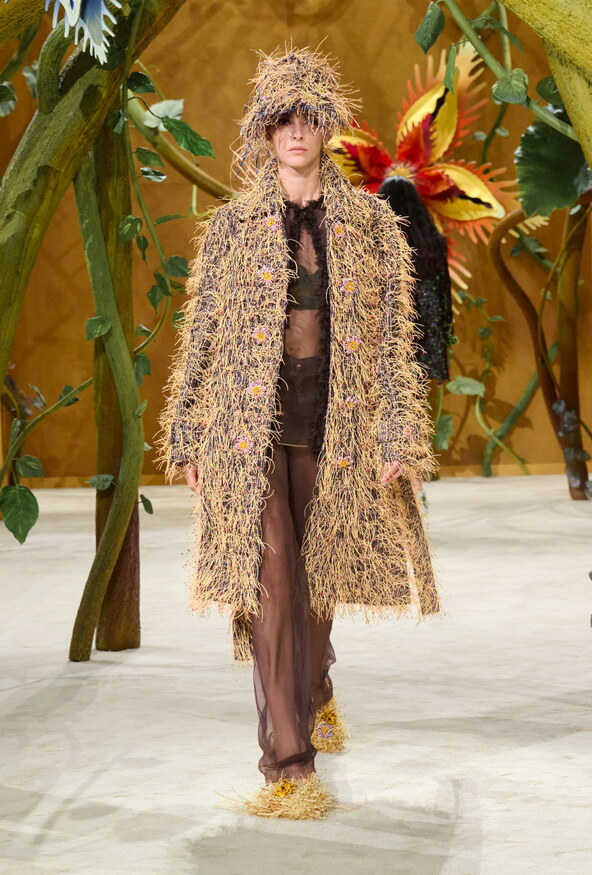 chanel_fall-winter-2026-haute-couture-look-16-LD.jpg