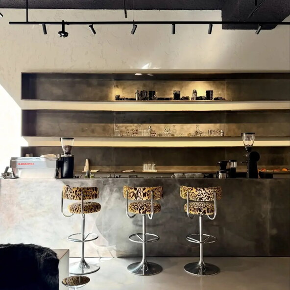 Saint Laurent cafe Pariz