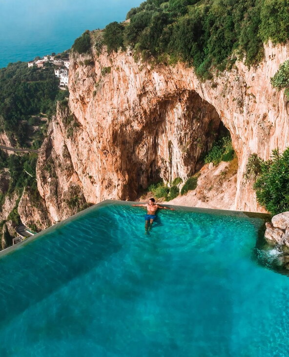 Monastero Santa Rosa Hotel