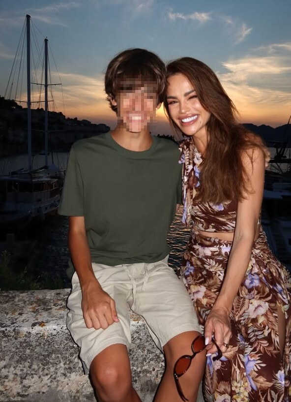Severina i Aleksandar 2_anonymized.jpg