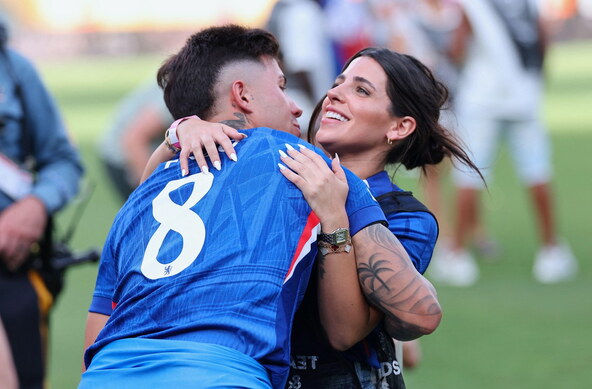 Enzo Fernandez i Valentina Cervantes