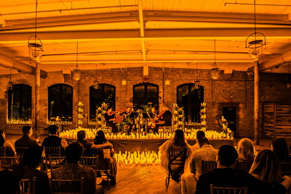 571744-Candlelight_MEDIAKIT_UNITED-STATES_2022_05_18_Cedar-Room_CHARLESTON_US_01-761e2f-original-1737470324.jpg