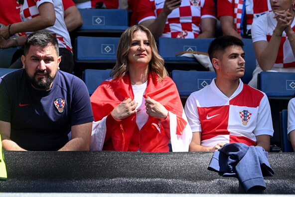 Davorka Dalić sa sinovima Tonijem i Brunom