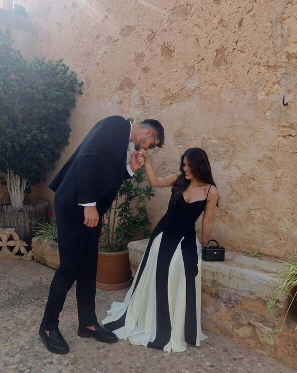 Cheers to love 🥂💍.jpg