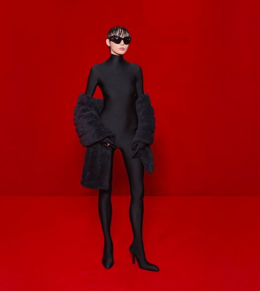 Balenciaga kombinezon