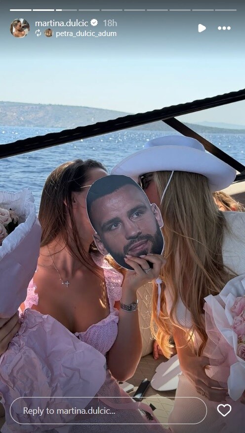 plazibat2.jpg