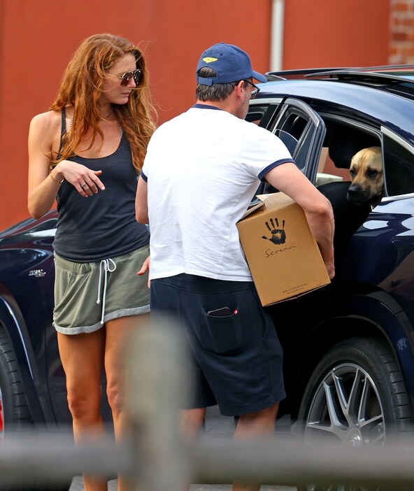 Jon Hamm i Anna Osceola
