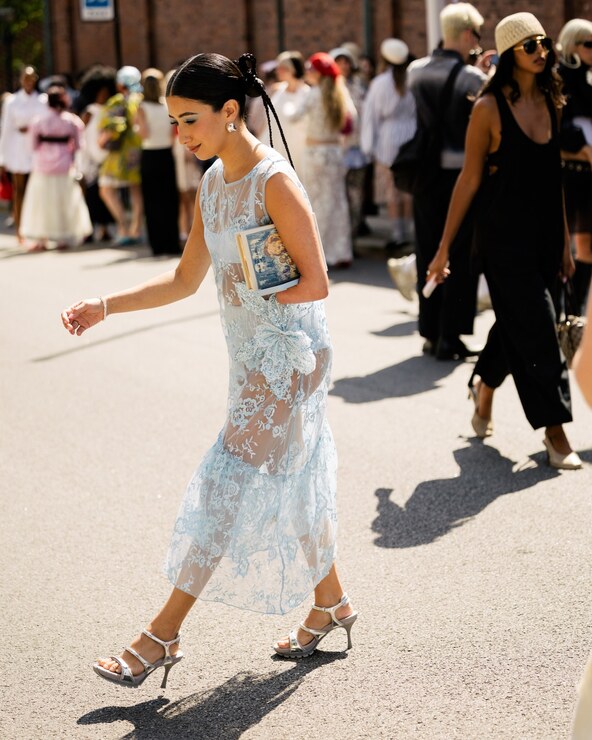SS27-Copenhagen-Fashion-Week-Street-Style-Day-1-Noor-u-nisa-Khan-7.jpg