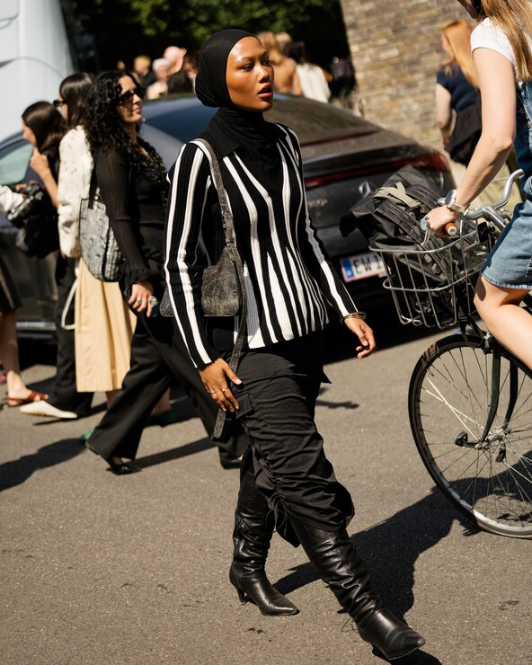 SS27-Copenhagen-Fashion-Week-Street-Style-Day-1-Noor-u-nisa-Khan-13.jpg