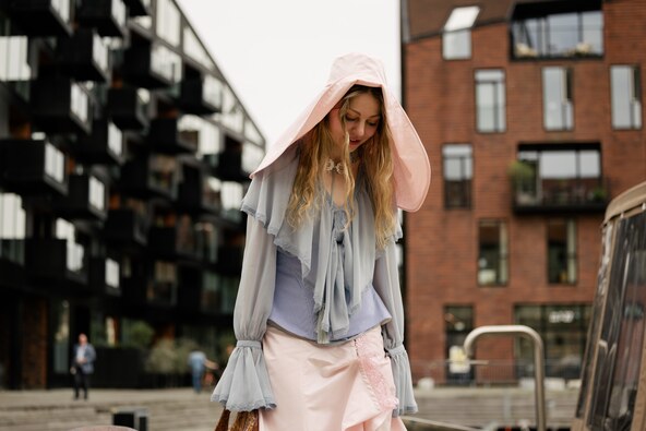 SS27-Copenhagen-Fashion-Week-Street-Style-Day-2-Noor-u-nisa-Khan-21.jpg