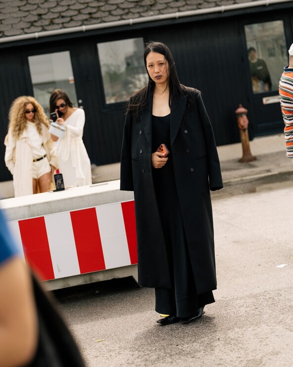 SS27-Copenhagen-Fashion-Week-Street-Style-Day-3-Noor-u-nisa-Khan-18.jpg