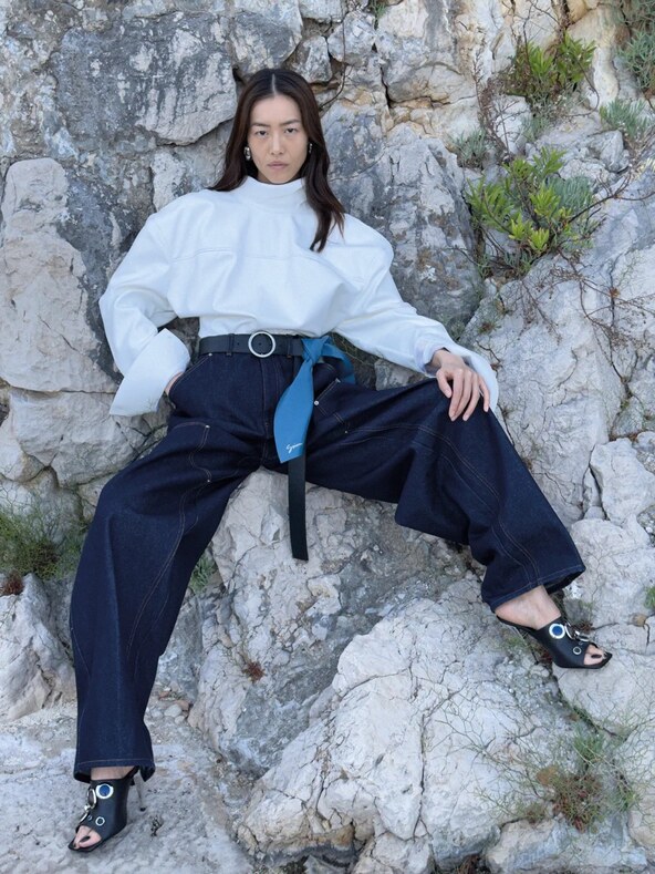 GIVENCHY_FW26_WOMEN_CAMPAIGN_4_3x4-Large.jpeg