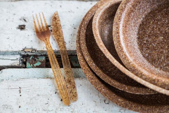 edible-plates-wheat-bran-materialdistrict-8.jpg
