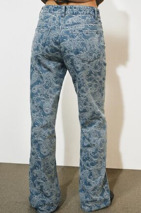zara2.jpg