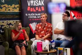 Vrisak Press 1.09 - 28.jpg