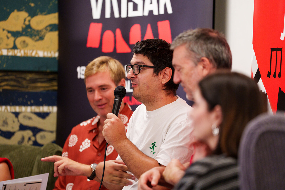 Vrisak Press 1.09 - 26.jpg