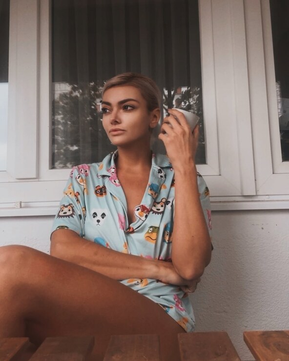 Ella Dvornik