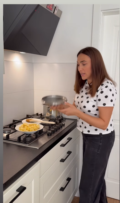 Marijana Mikulic kuhinja.png