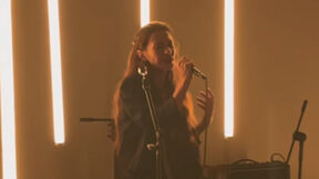 Sara Renar.jpg