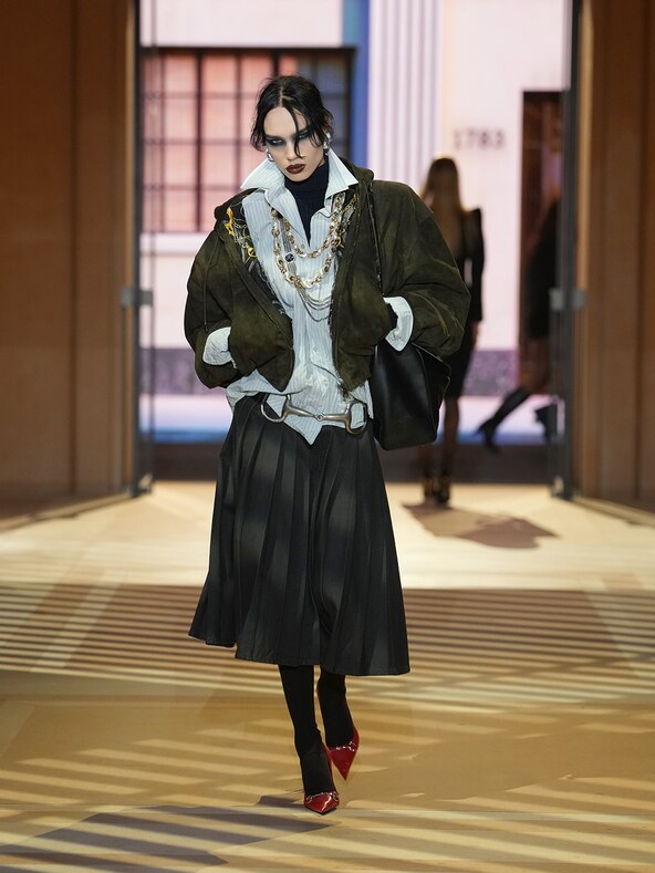 Gucci SS27