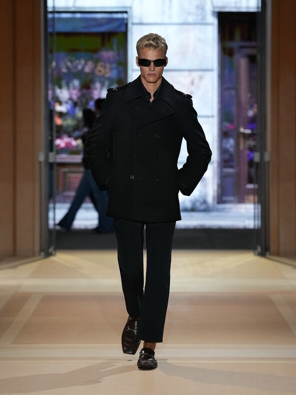 Gucci SS27