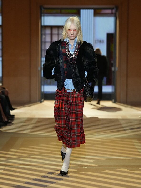 Gucci SS27