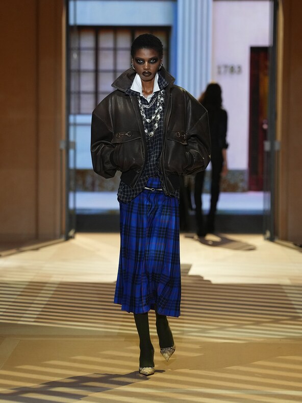 Gucci SS27