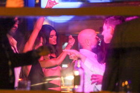 Kontroverzna haljina Kendall Jenner
