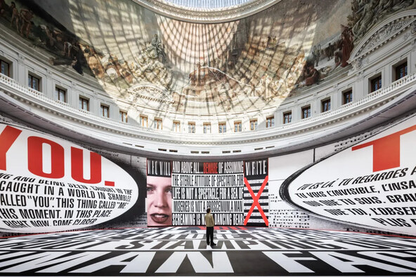 Barbara Kruger Bourse de Commerce izložba