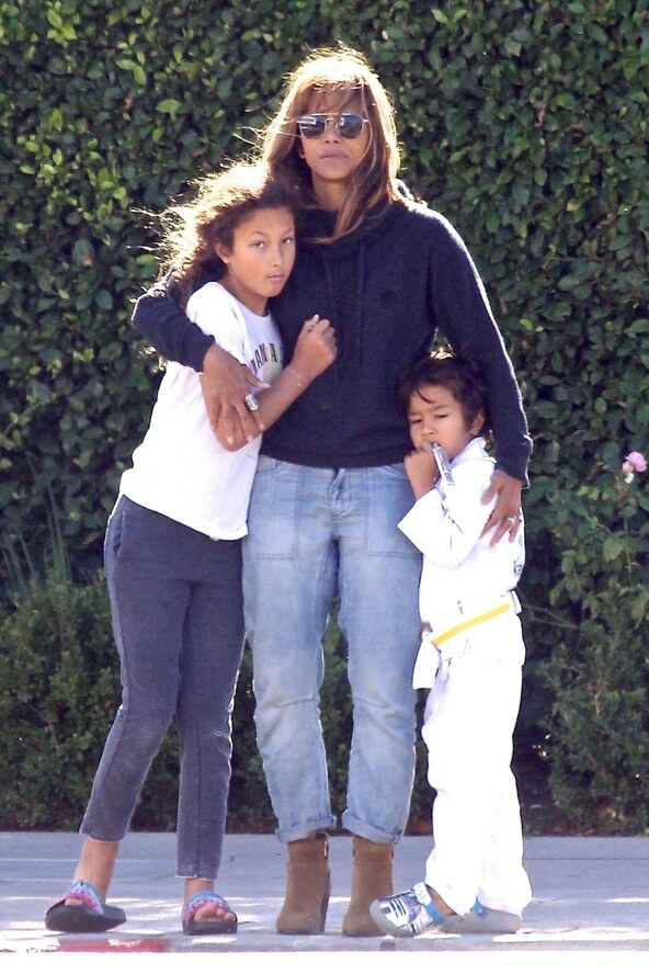 Halle Berry, Nahla Aubry, Maceo Martinez