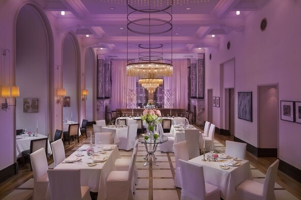 Esplanade Suite Detail - Esplanade Zagreb Hotel.jpg