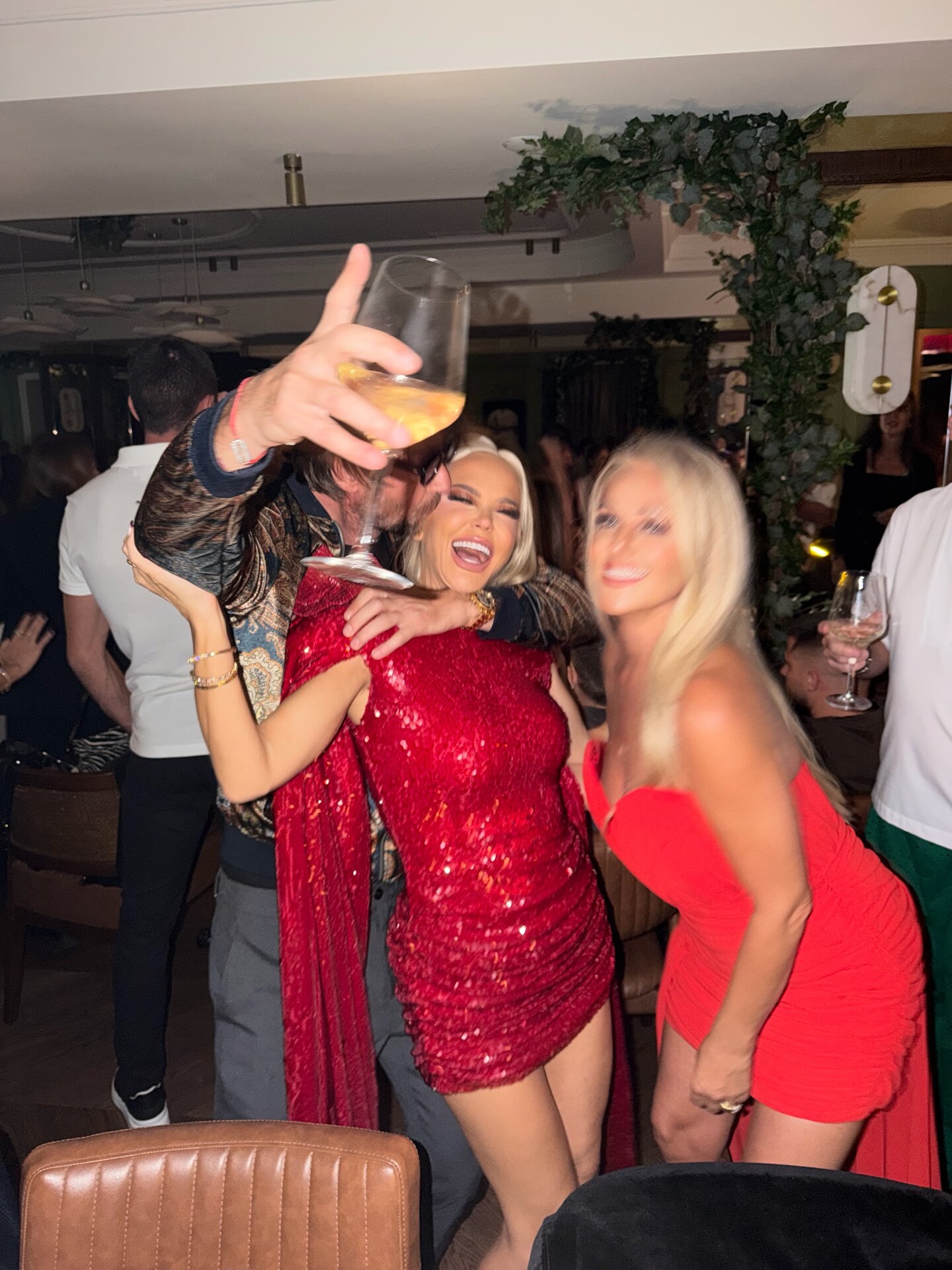 SnapInsta.to_844070655_18637292329049289_3447180147040003366_n.jpg