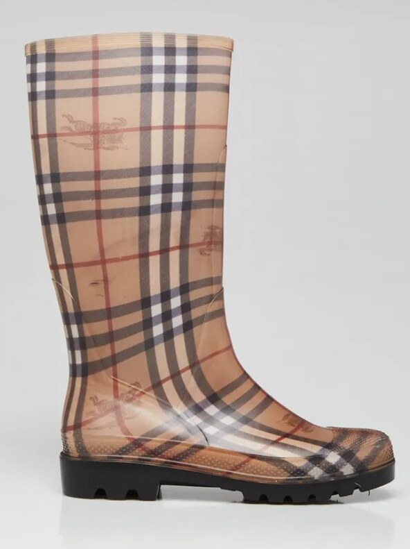 Burberry čizme.jpg