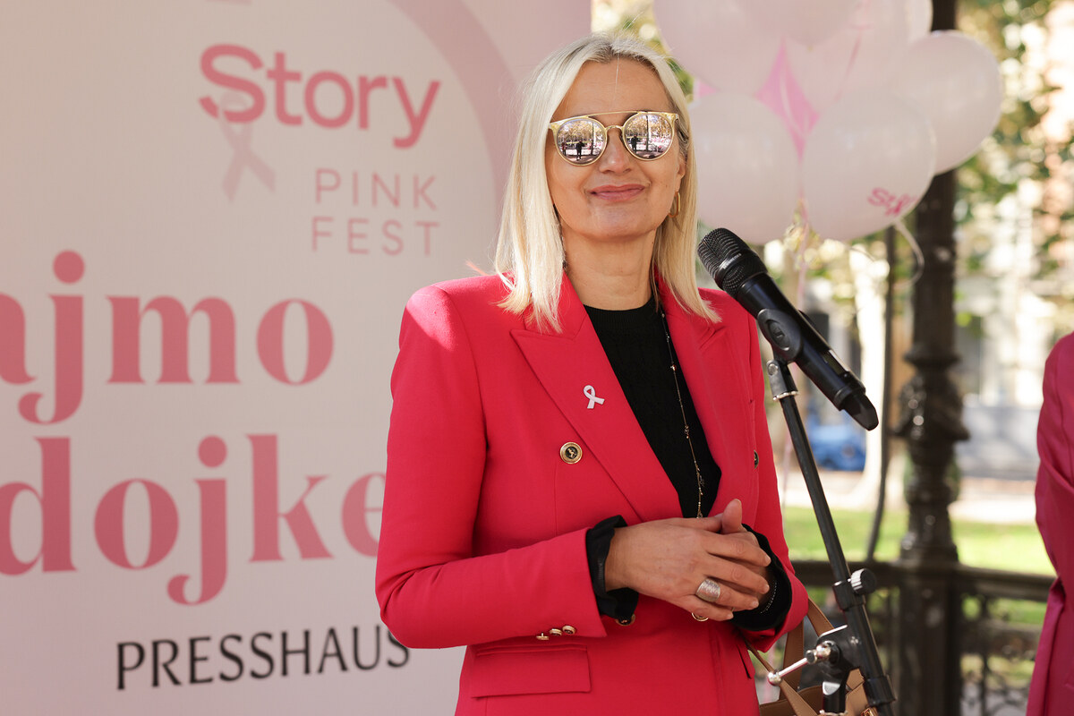 story pink, story pink mimohod, mimohod