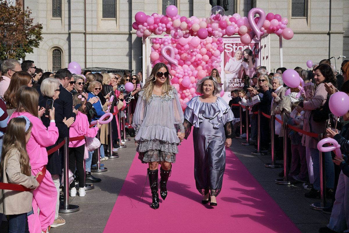 story pink, story pink revija