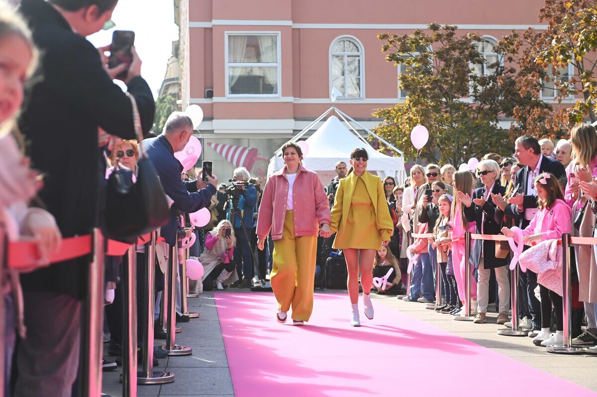 Story Pink 2026 (1).jpg