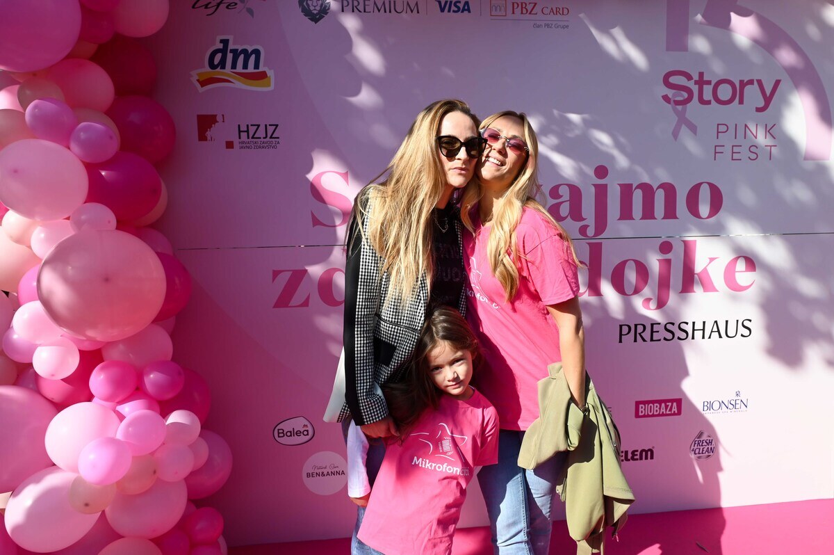 Story Pink 2026 (1).jpg
