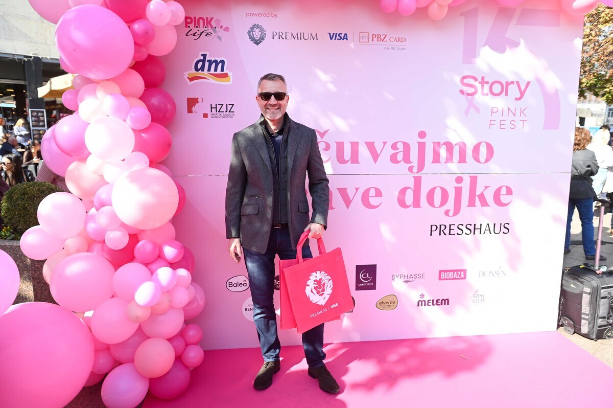 Story Pink 2026 (1).jpg