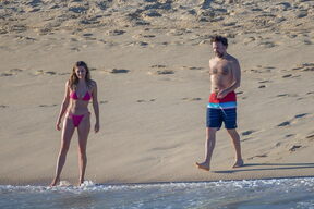 Jason Sudeikis i Keeley Hazell