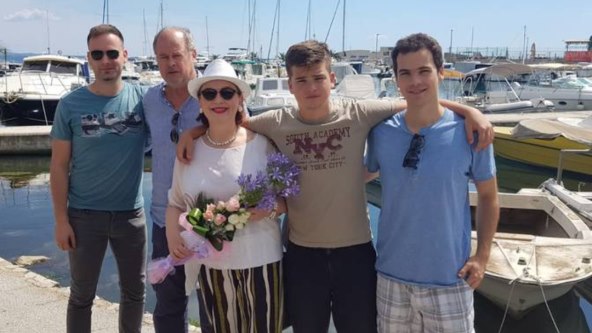 Zorica Kondža s mužem i sinovima