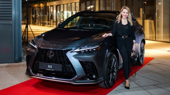 lexus (1).jpg