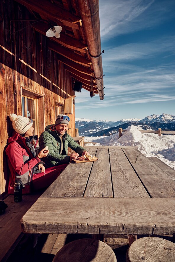 2201bb_falkensteiner-kronplatz-winter_ski-relax-jause_1285.jpg