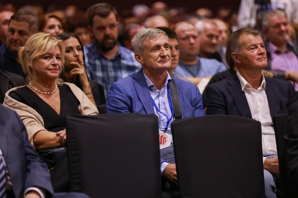 Robert i Sandra Jarni