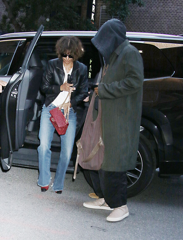 Halle Berry Van Hunt