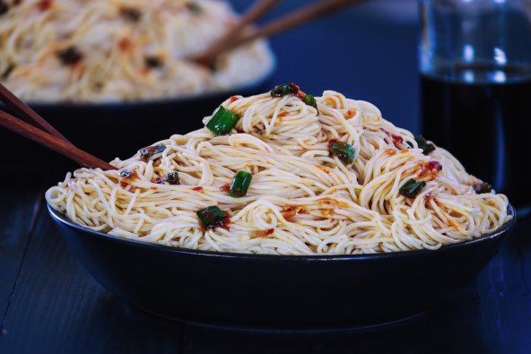 sriracha spageti